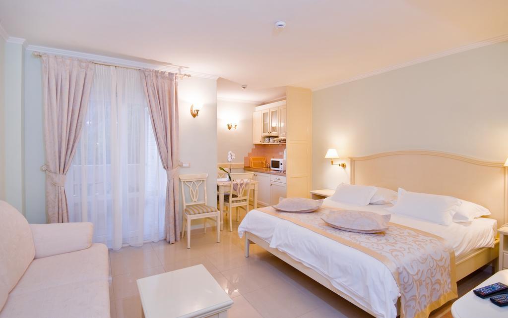 Hotel Sunceva Postelja Brela Dış mekan fotoğraf