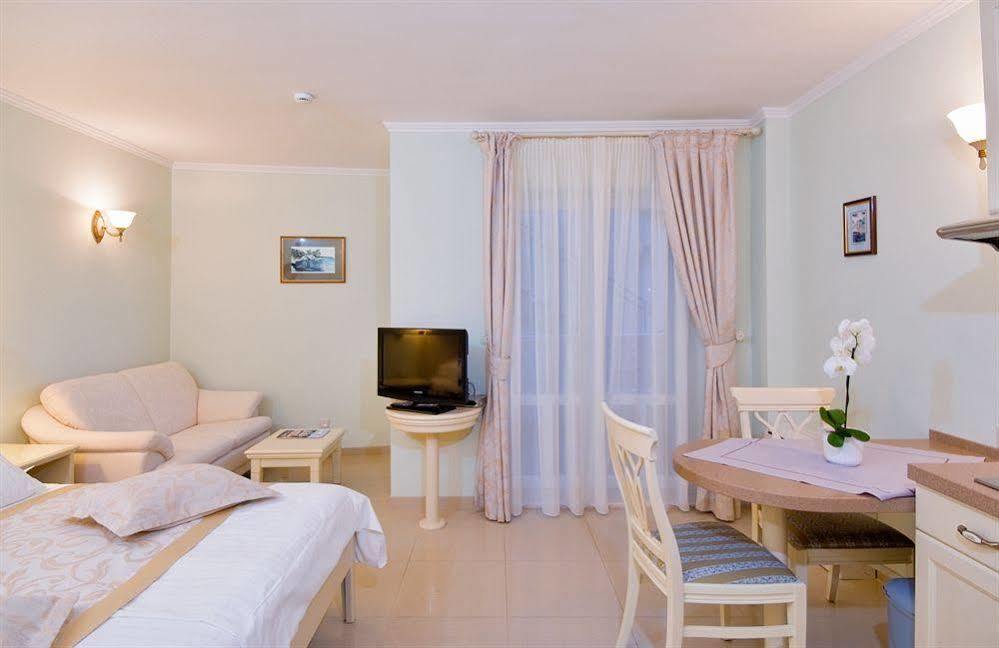 Hotel Sunceva Postelja Brela Dış mekan fotoğraf